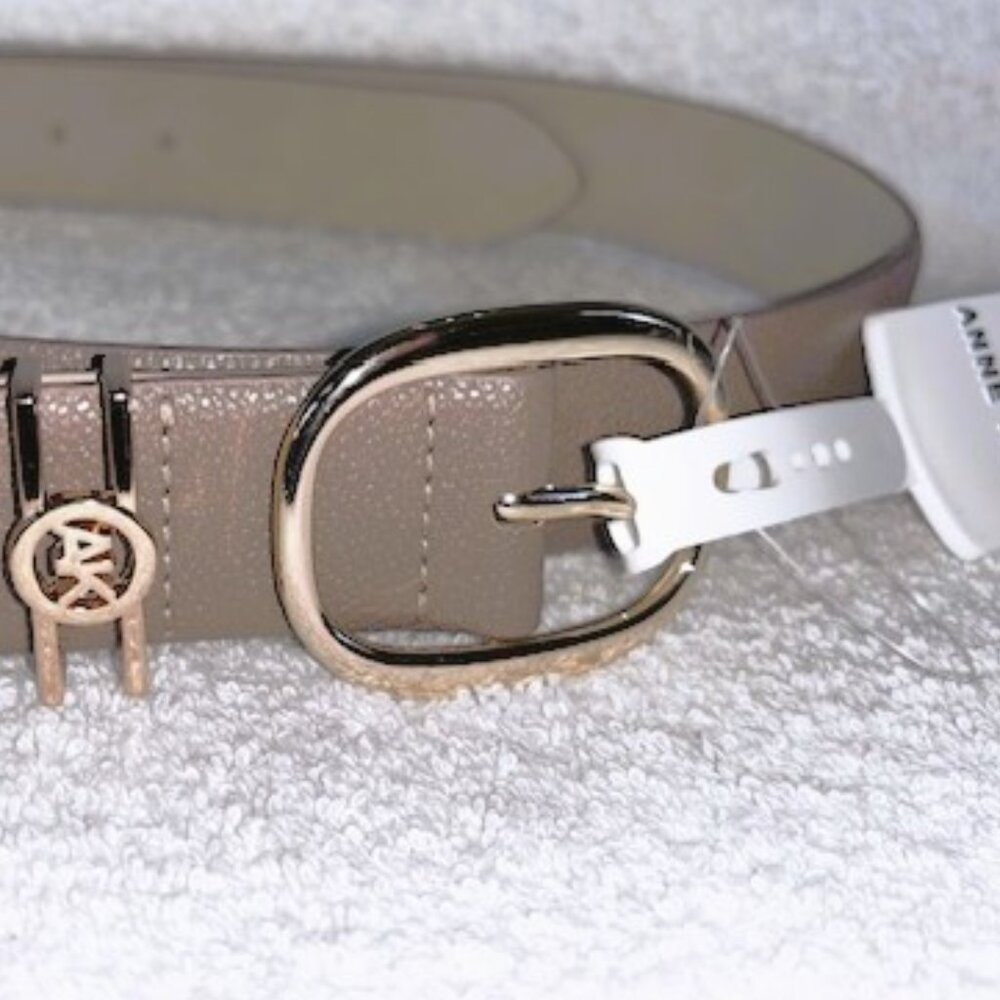 Anne Klein belt in the color "Mink" NWT Size 1X